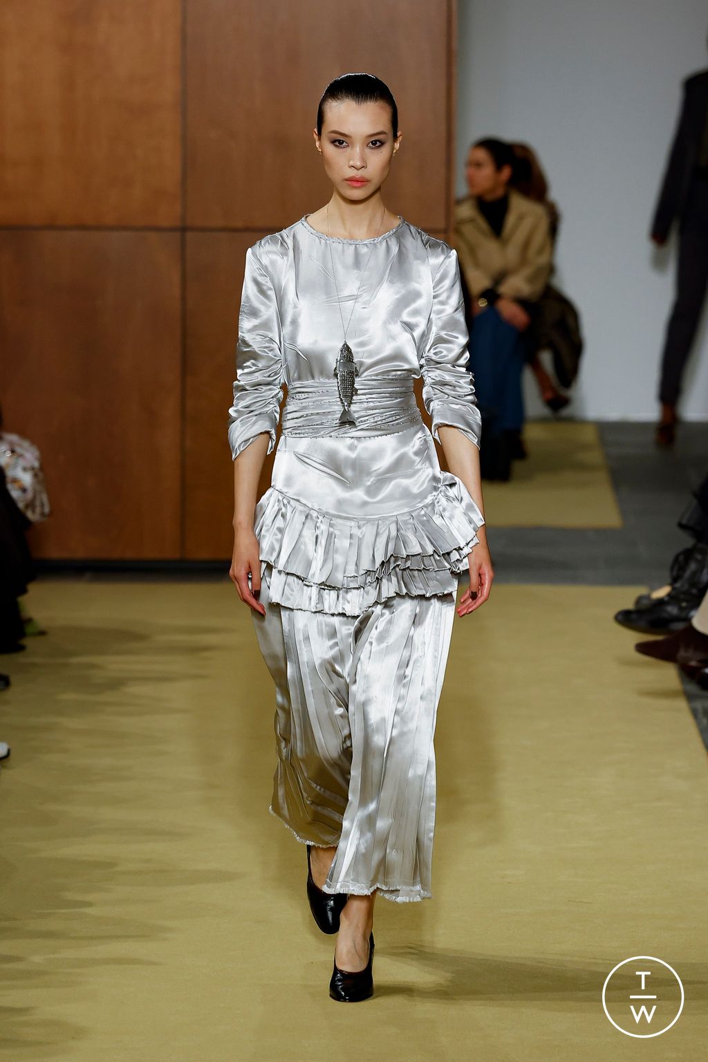 Fashion Week New York Fall/Winter 2026 look 14 from the Tory Burch collection womenswear