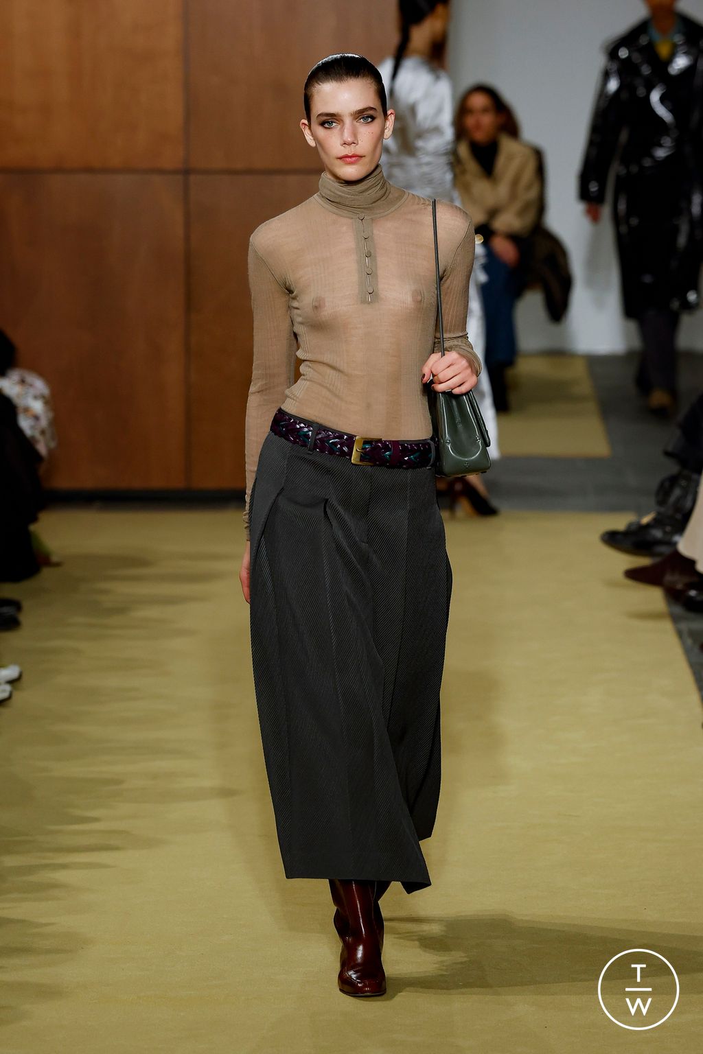 Fashion Week New York Fall/Winter 2026 look 21 from the Tory Burch collection womenswear