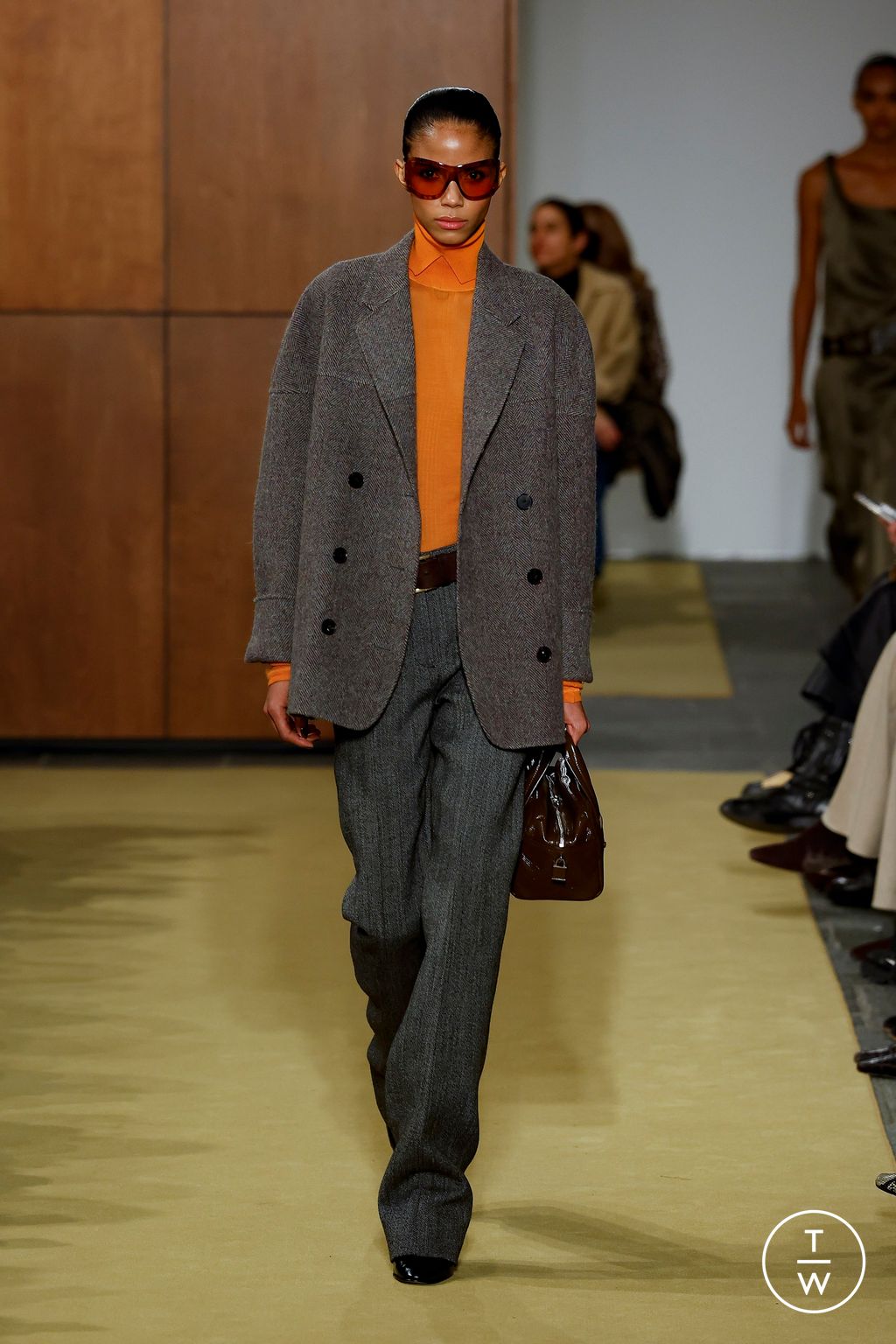 Fashion Week New York Fall/Winter 2026 look 24 from the Tory Burch collection womenswear