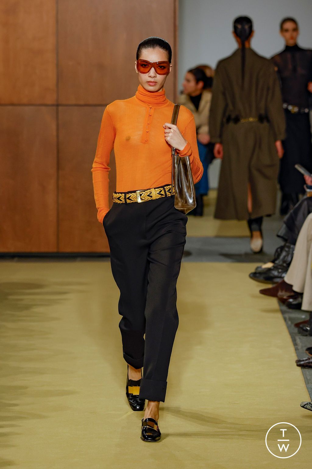 Fashion Week New York Fall/Winter 2026 look 27 from the Tory Burch collection womenswear