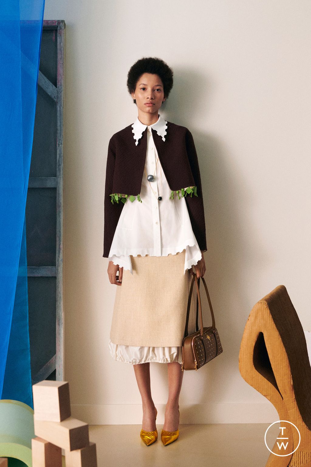 Fashion Week New York Resort 2023 look 5 from the Tory Burch collection 女装