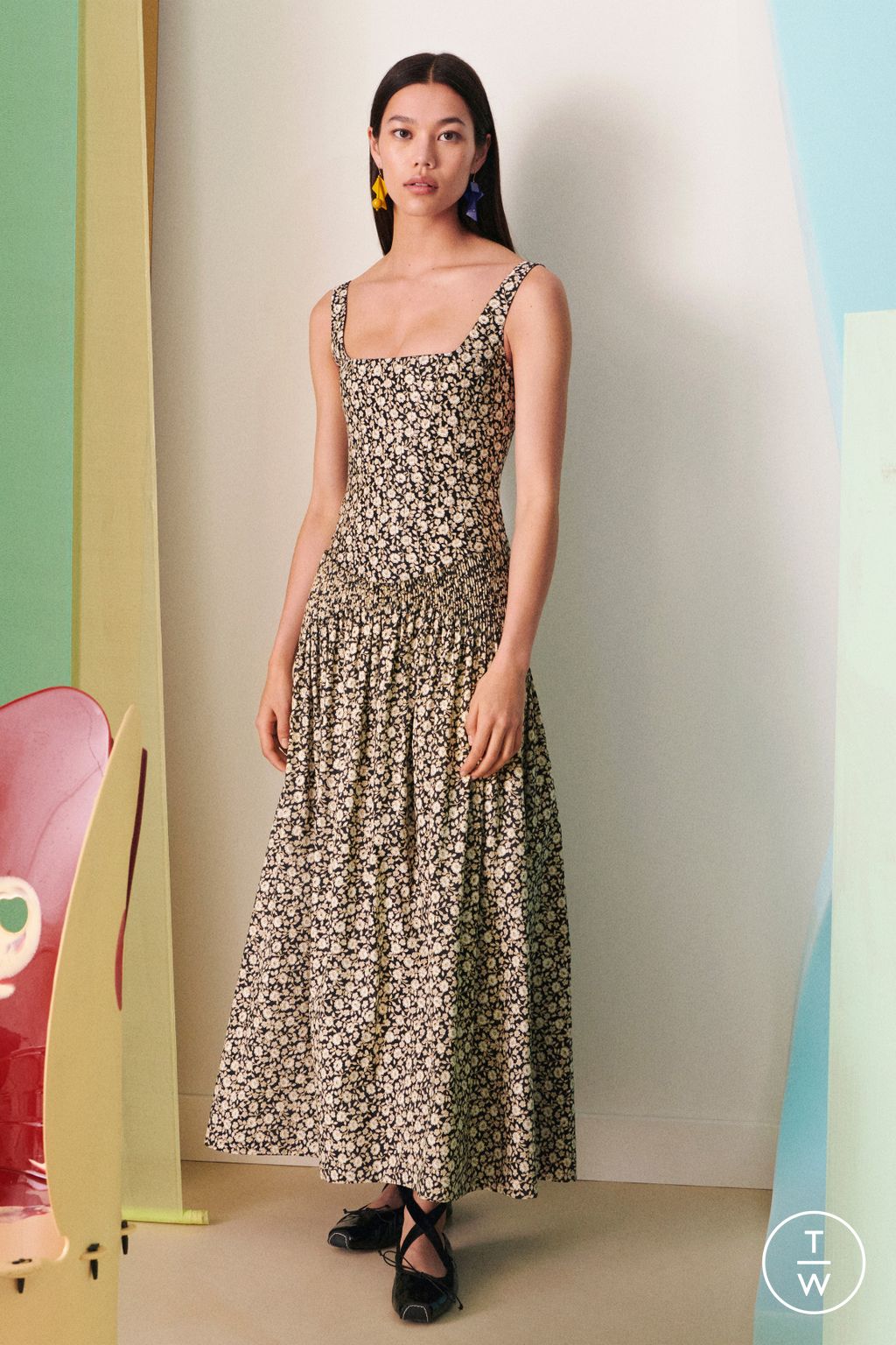 Fashion Week New York Resort 2023 look 11 from the Tory Burch collection 女装