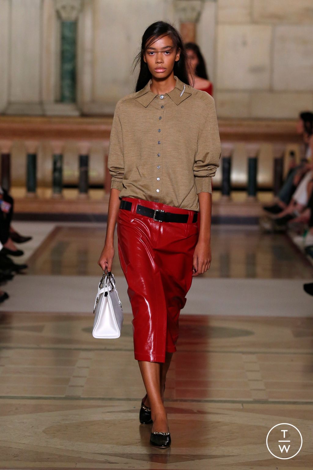 Fashion Week New York Spring/Summer 2026 look 11 from the Tory Burch collection womenswear