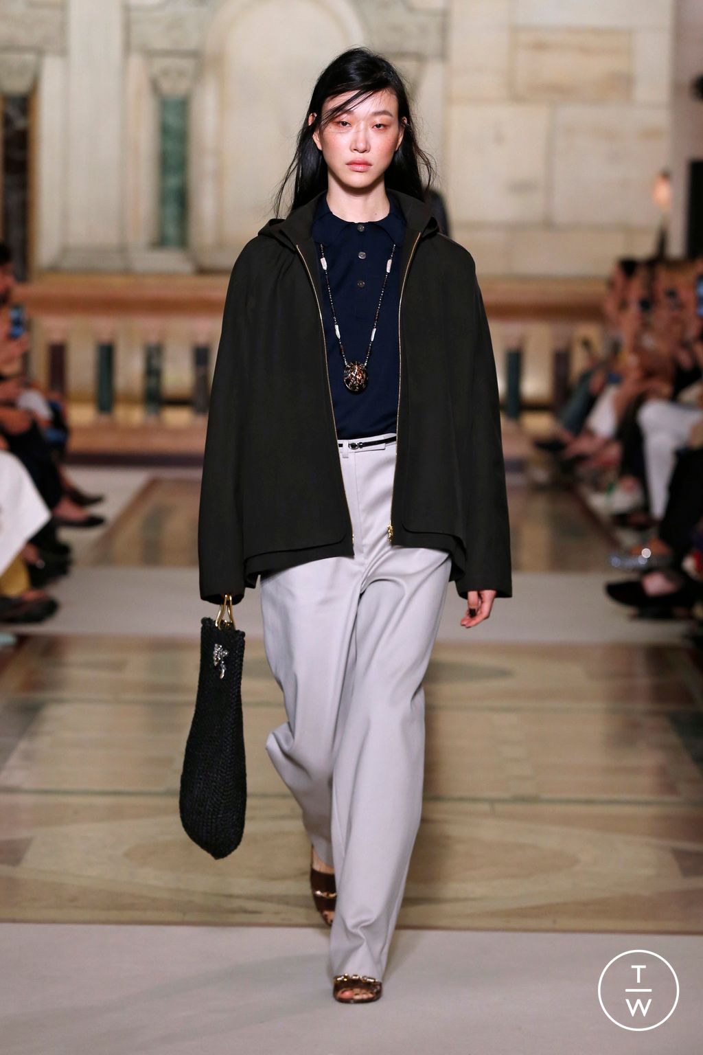 Fashion Week New York Spring/Summer 2026 look 17 from the Tory Burch collection womenswear