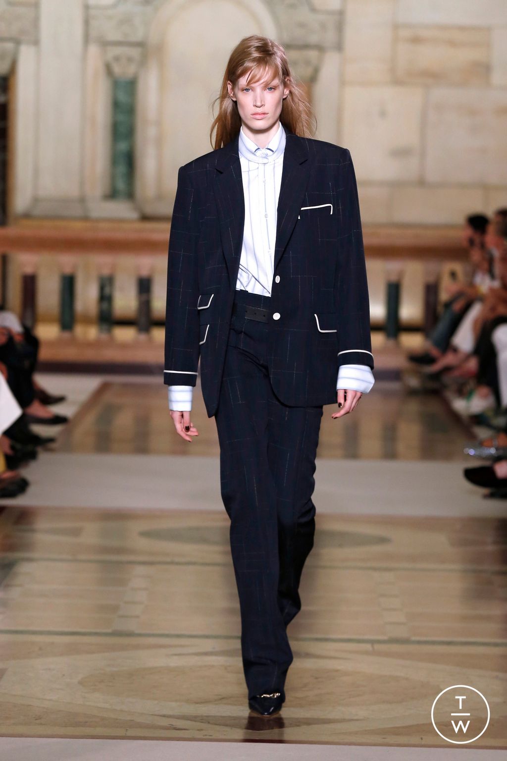 Fashion Week New York Spring/Summer 2026 look 22 from the Tory Burch collection womenswear