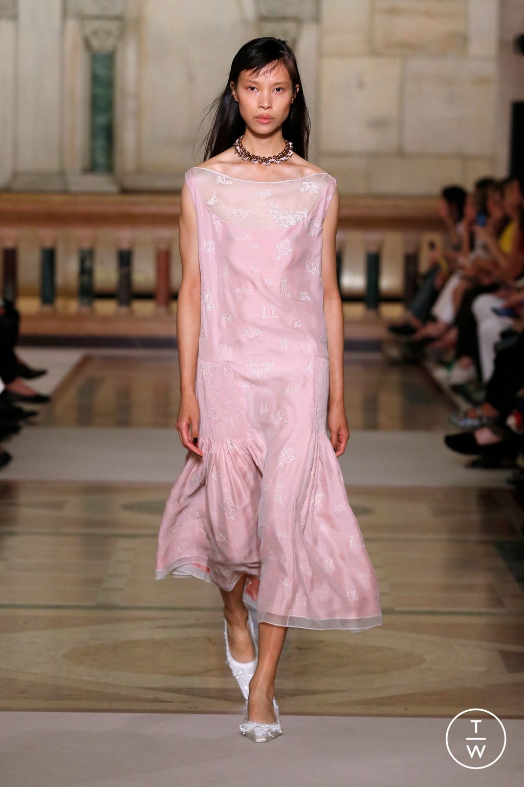 Fashion Week New York Spring/Summer 2026 look 30 from the Tory Burch collection womenswear