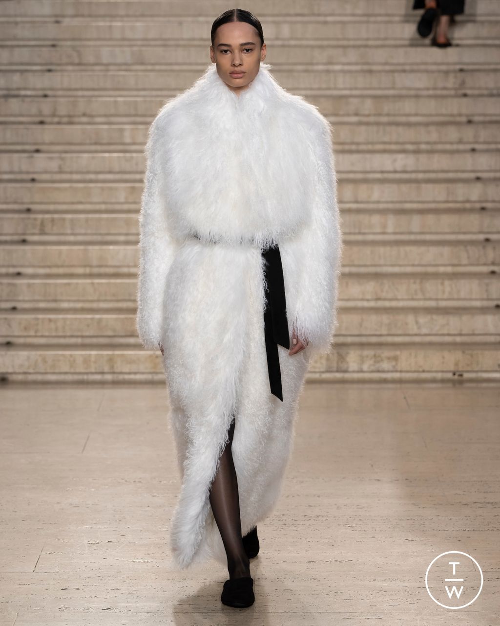 Fashion Week London Fall/Winter 2023 look 12 from the Tove collection womenswear