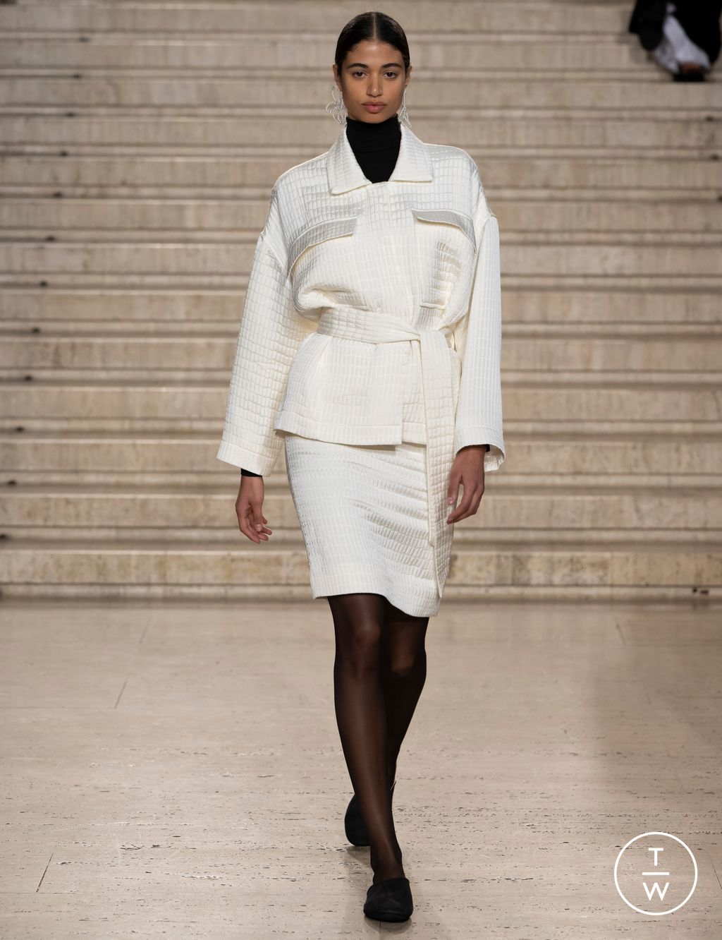 Fashion Week London Fall/Winter 2023 look 8 from the Tove collection womenswear