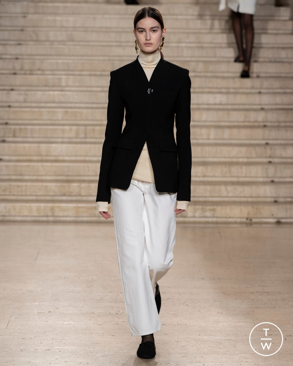 Fashion Week London Fall/Winter 2023 look 9 from the Tove collection womenswear