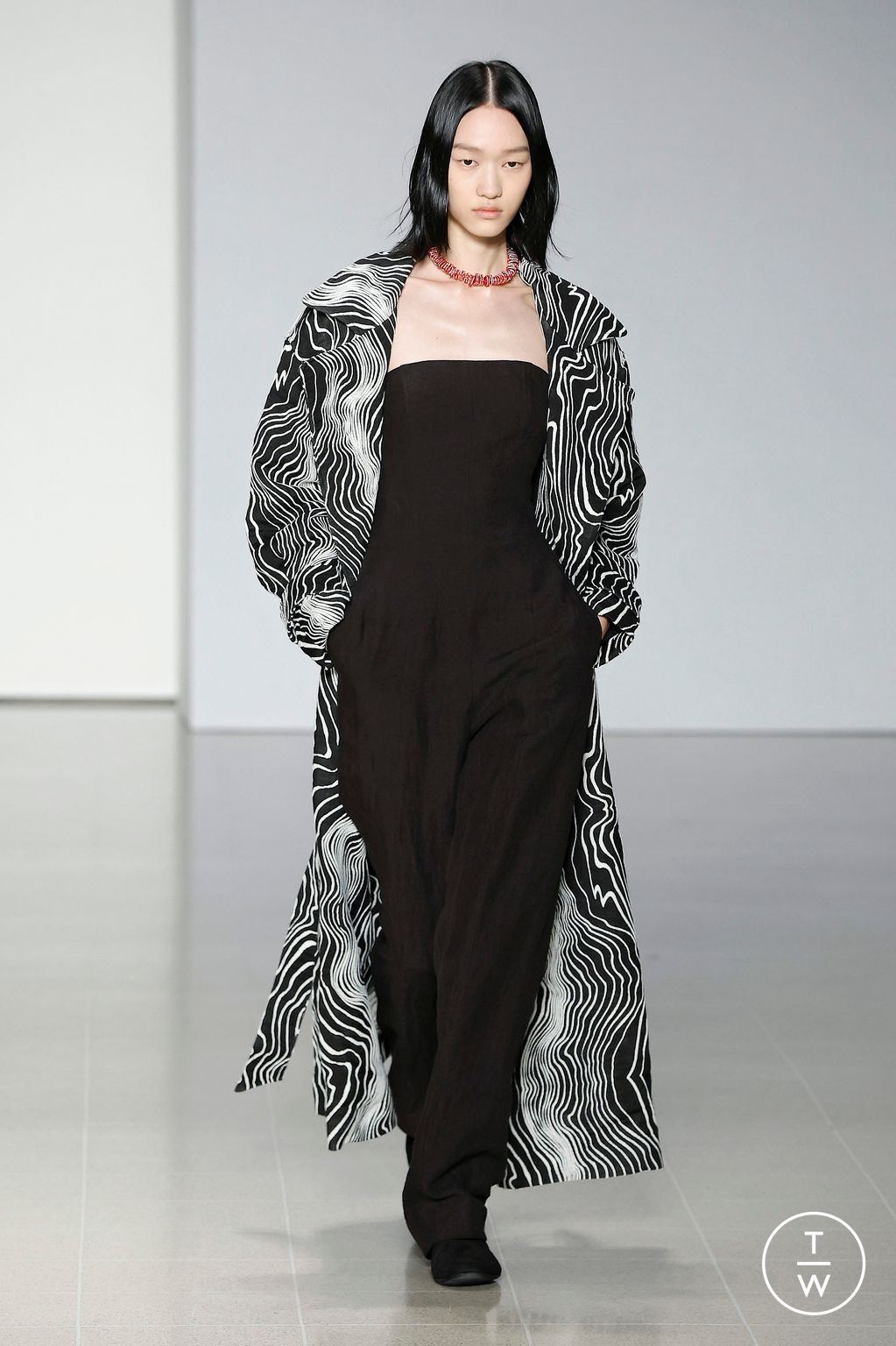 Fashion Week London Spring/Summer 2024 look 26 from the Tove collection womenswear