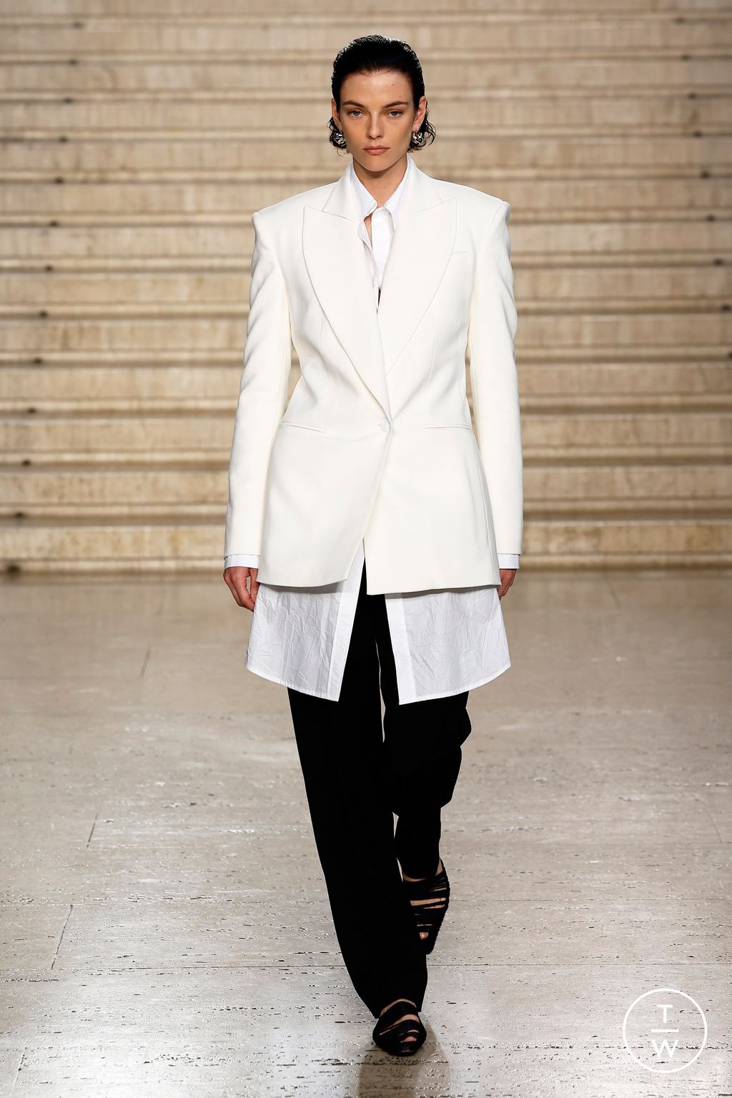 Fashion Week London Spring/Summer 2025 look 1 from the Tove collection womenswear