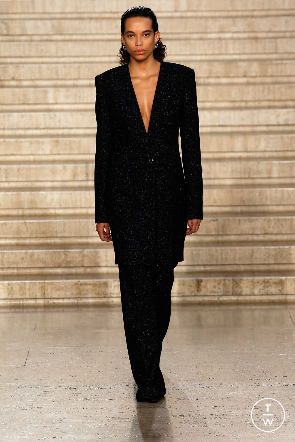 Fashion Week London Spring/Summer 2025 look 34 de la collection Tove womenswear