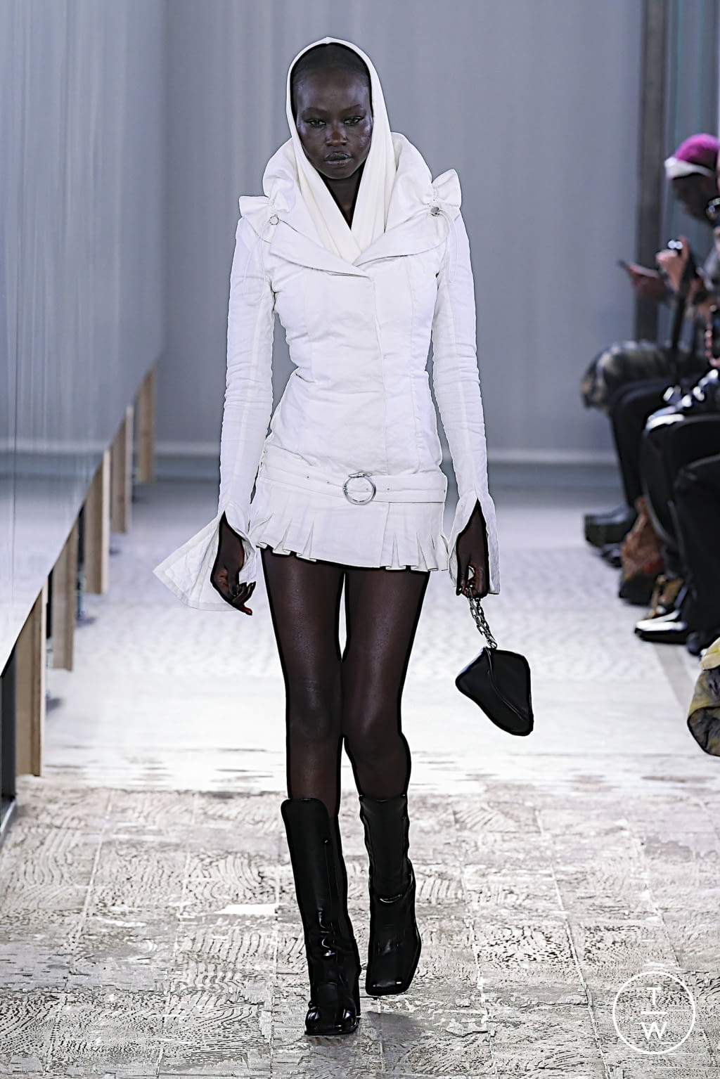 Fashion Week Milan Fall/Winter 2022 look 10 from the Trussardi collection womenswear