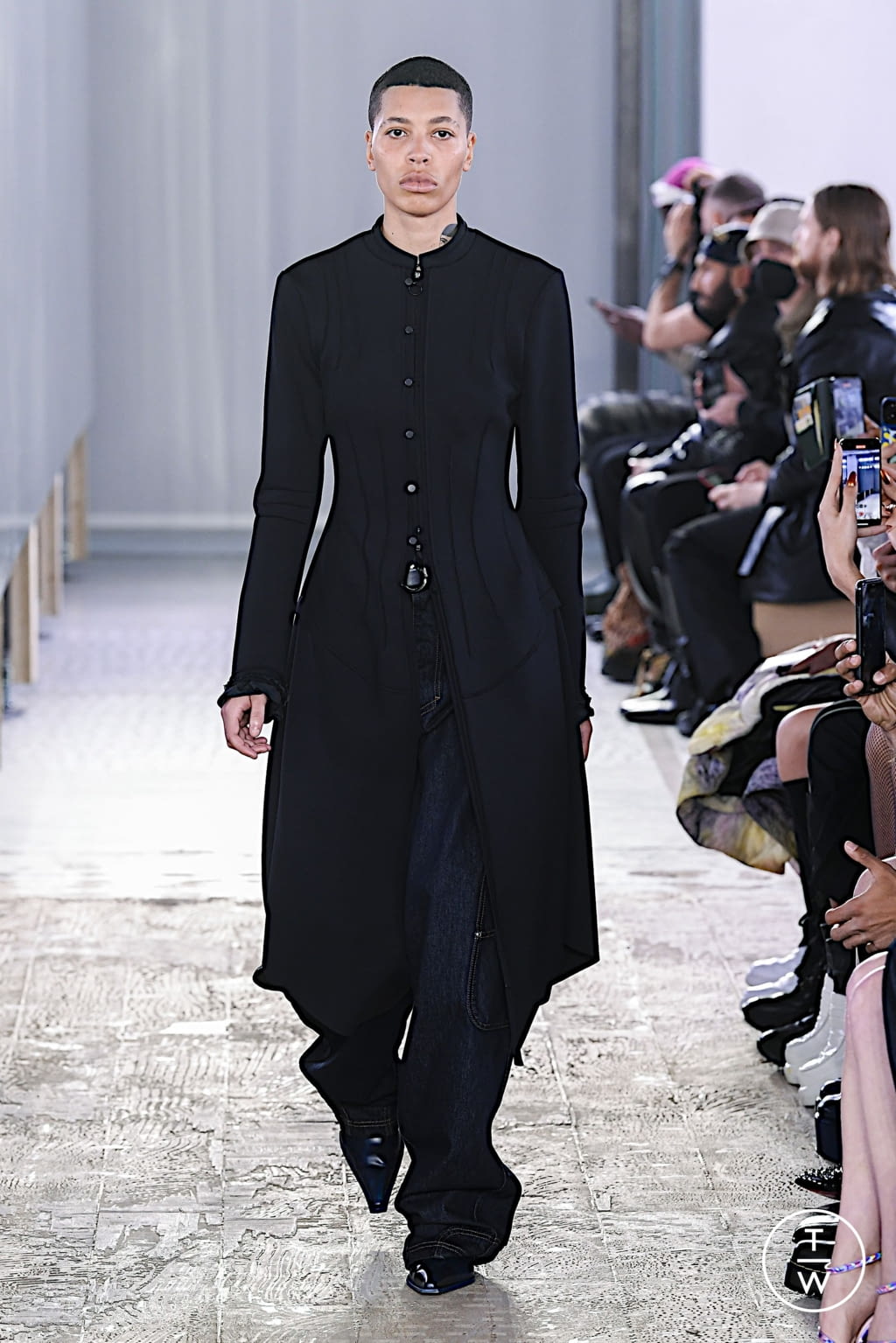 Fashion Week Milan Fall/Winter 2022 look 14 from the Trussardi collection 女装