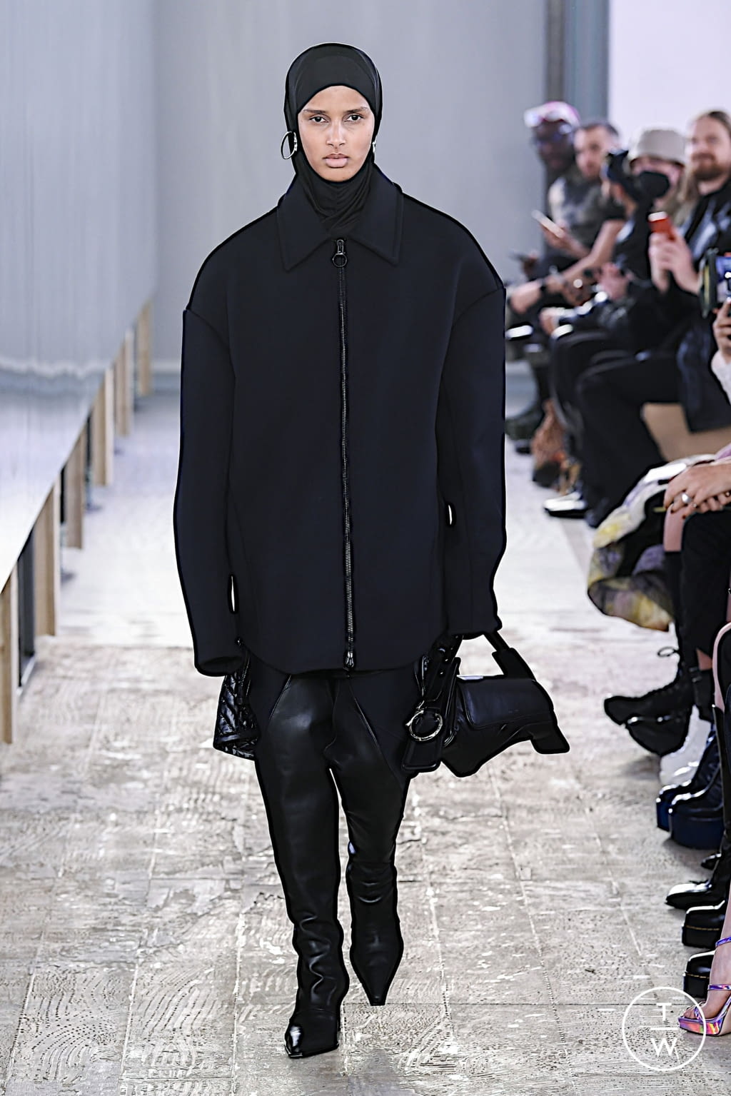 Fashion Week Milan Fall/Winter 2022 look 25 from the Trussardi collection womenswear