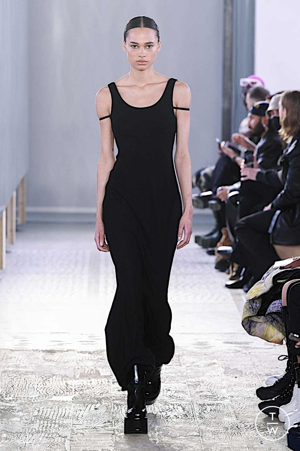 Fashion Week Milan Fall/Winter 2022 look 30 from the Trussardi collection womenswear