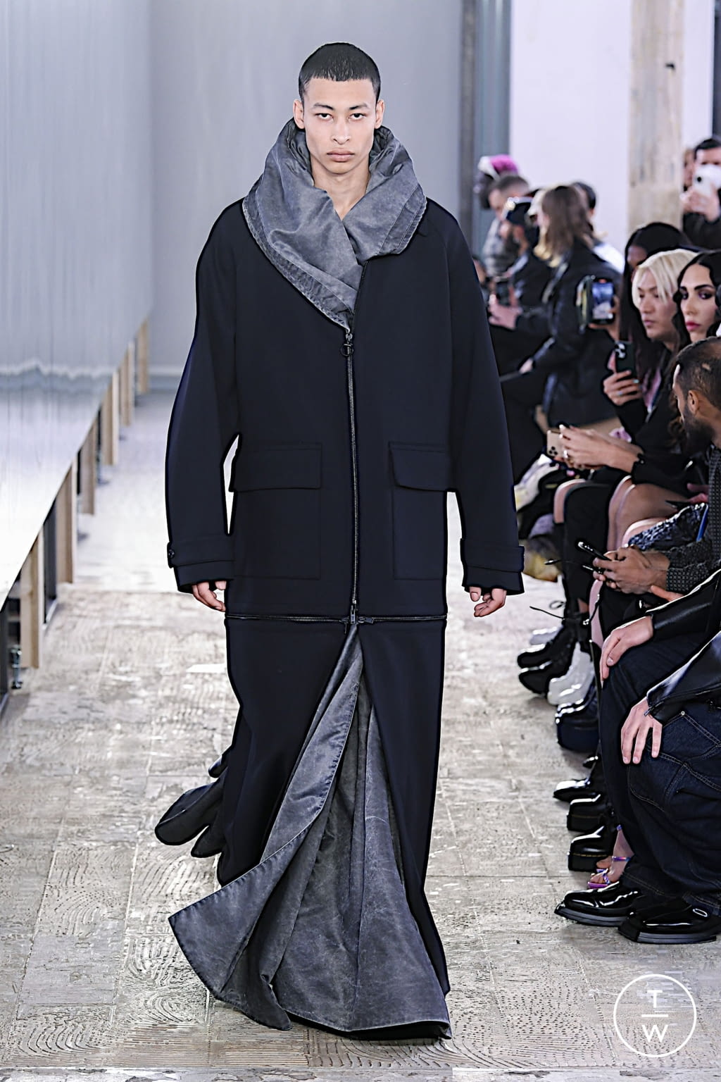 Fashion Week Milan Fall/Winter 2022 look 36 from the Trussardi collection 女装