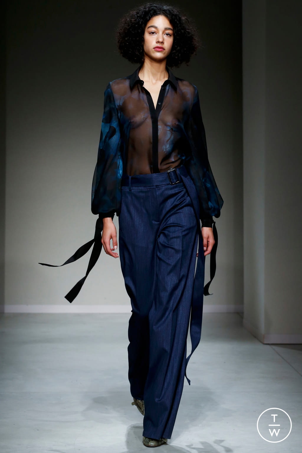 Trussardi S S 18 Womenswear 55 The Fashion Search Engine walk