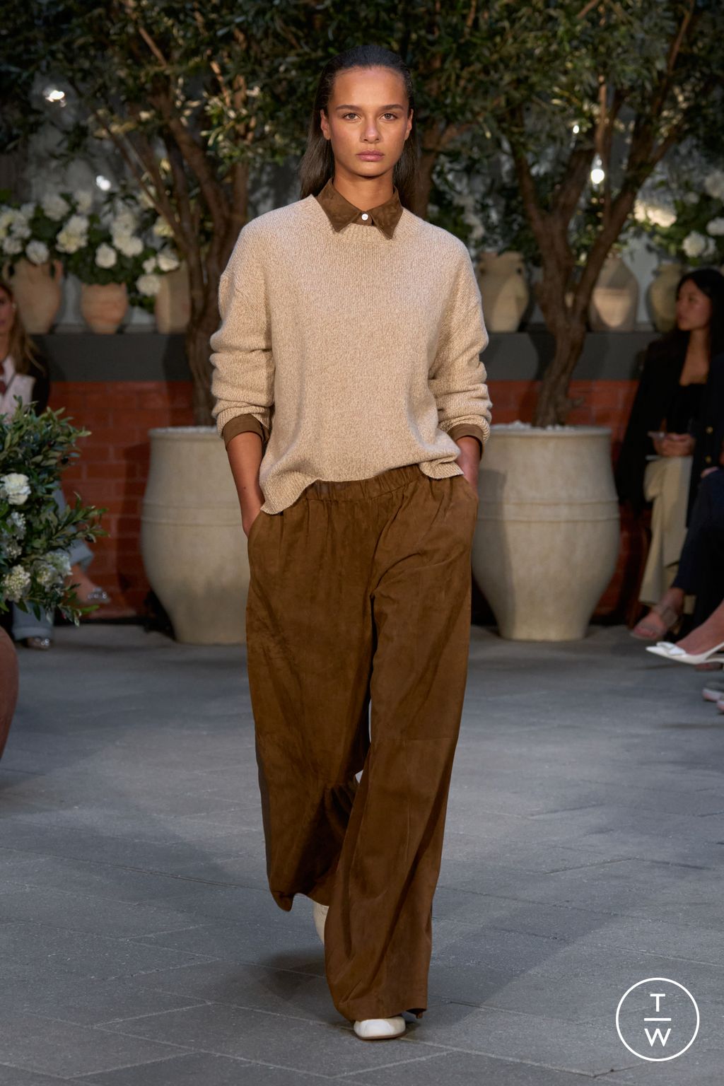 Fashion Week New York Spring/Summer 2025 look 17 from the TWP collection womenswear