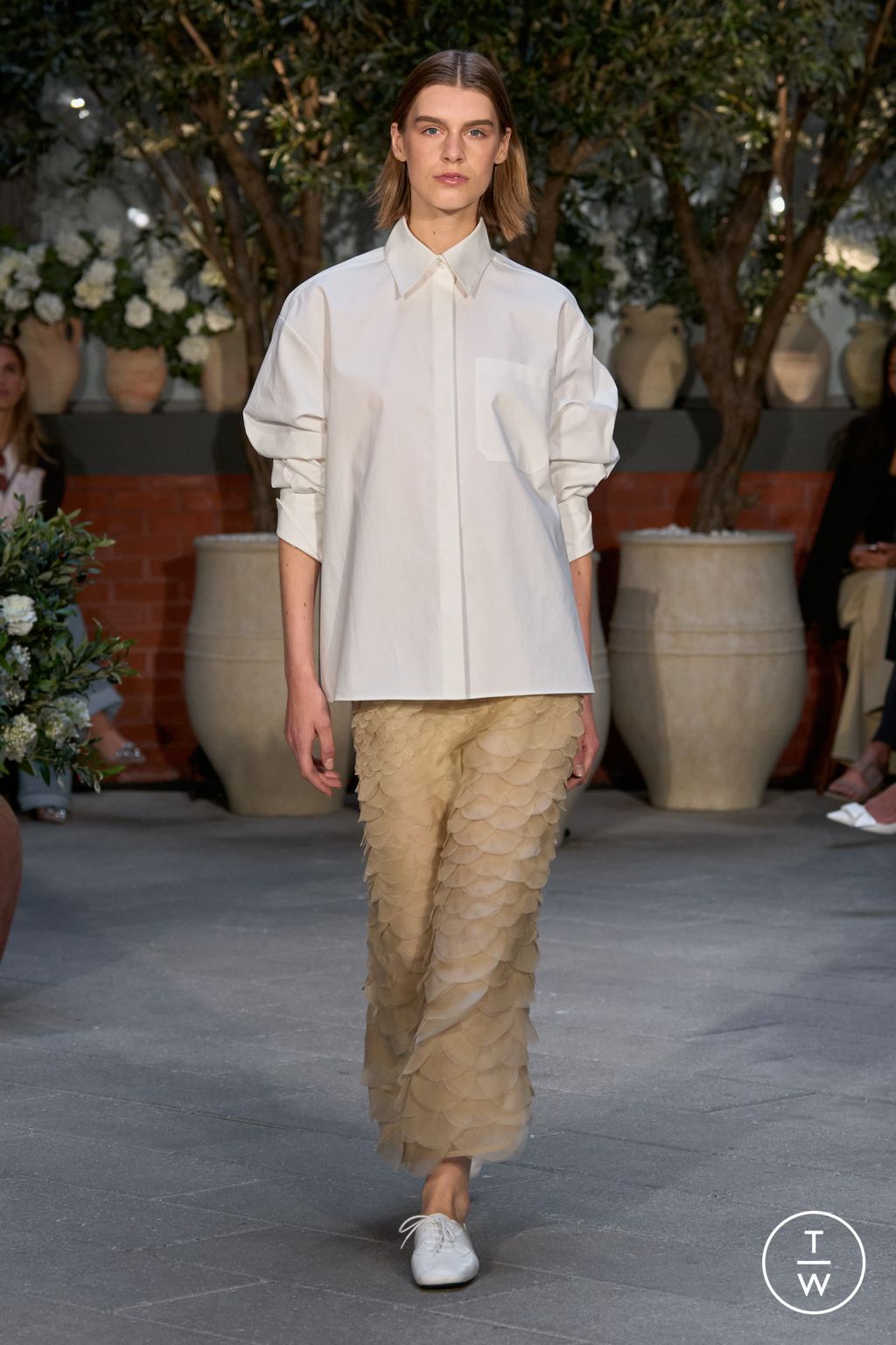 Fashion Week New York Spring/Summer 2025 look 18 from the TWP collection womenswear