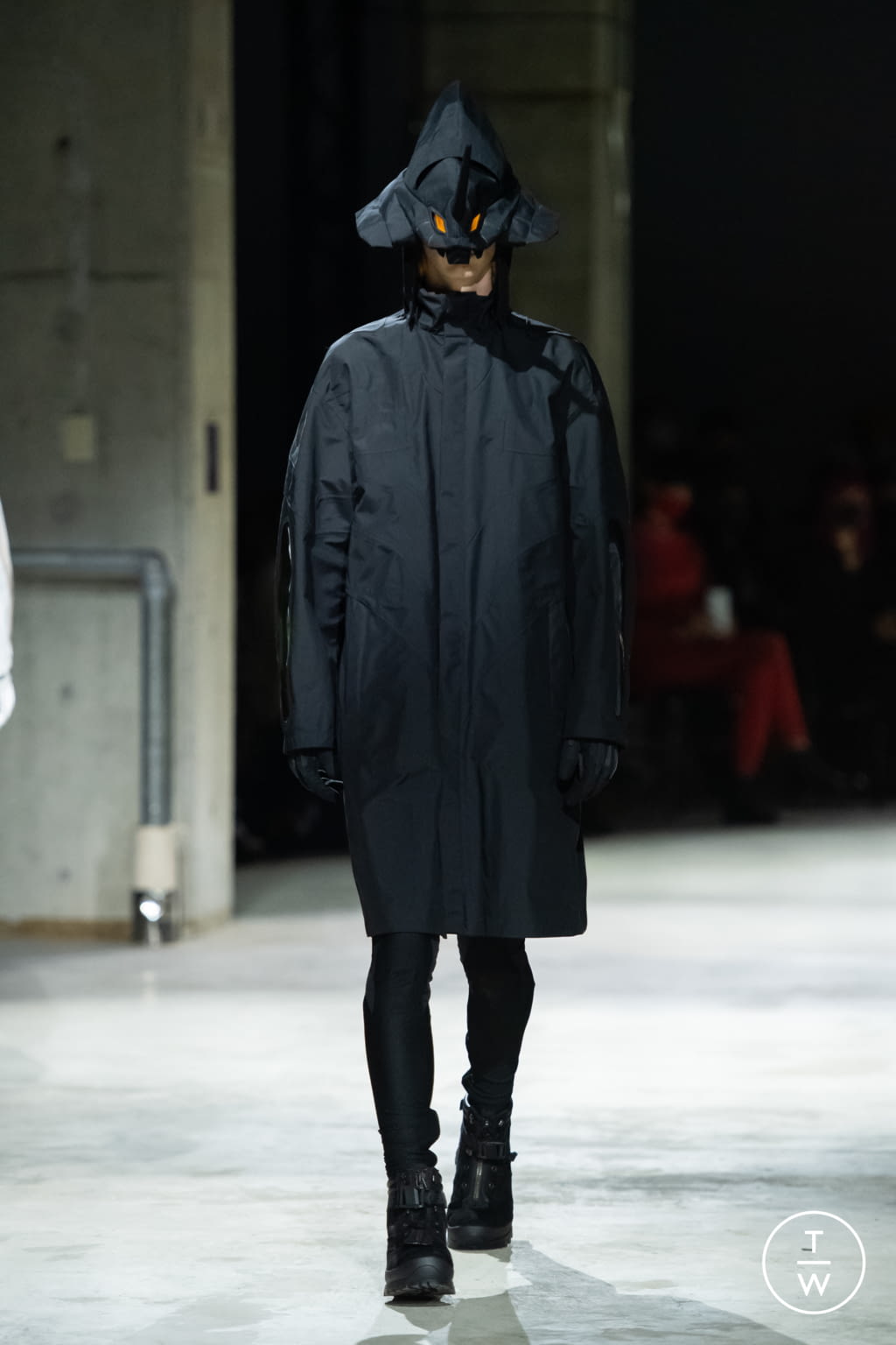 Fashion Week Paris Fall/Winter 2021 look 11 from the Undercover collection womenswear