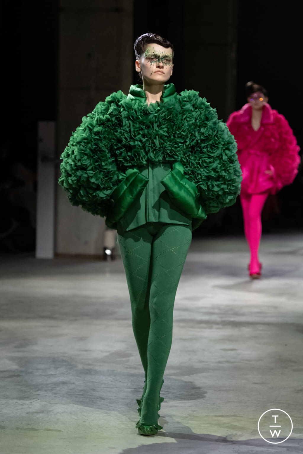 Fashion Week Paris Fall/Winter 2021 look 60 de la collection Undercover womenswear