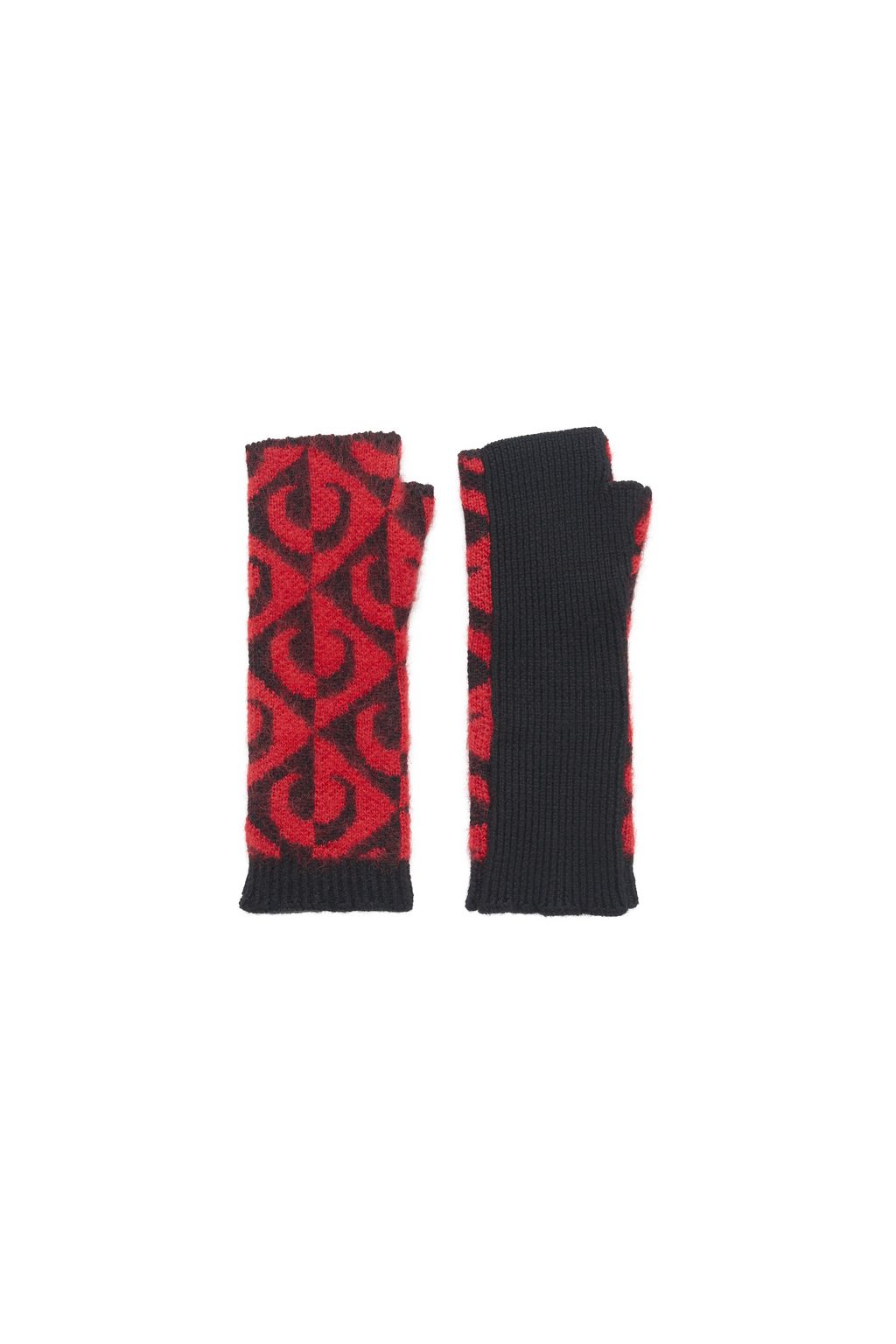 Fashion Week Paris Fall/Winter 2025 look 9 from the Marine Serre collection womenswear accessories