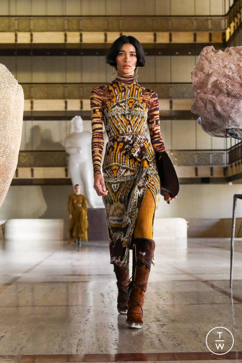 Fashion Week New York Fall/Winter 2021 look 1 de la collection Ulla Johnson womenswear