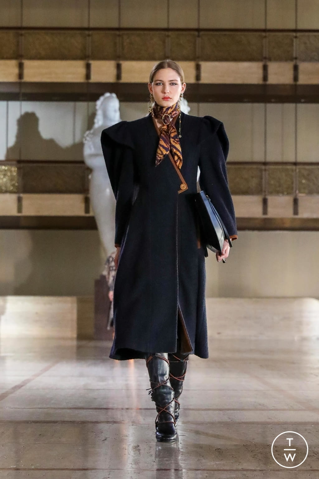 Fashion Week New York Fall/Winter 2021 look 13 de la collection Ulla Johnson womenswear