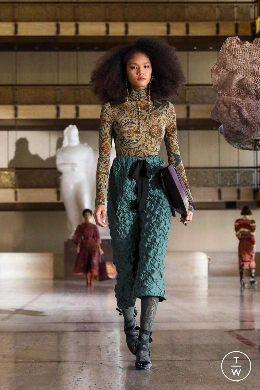 Fashion Week New York Fall/Winter 2021 look 41 de la collection Ulla Johnson womenswear