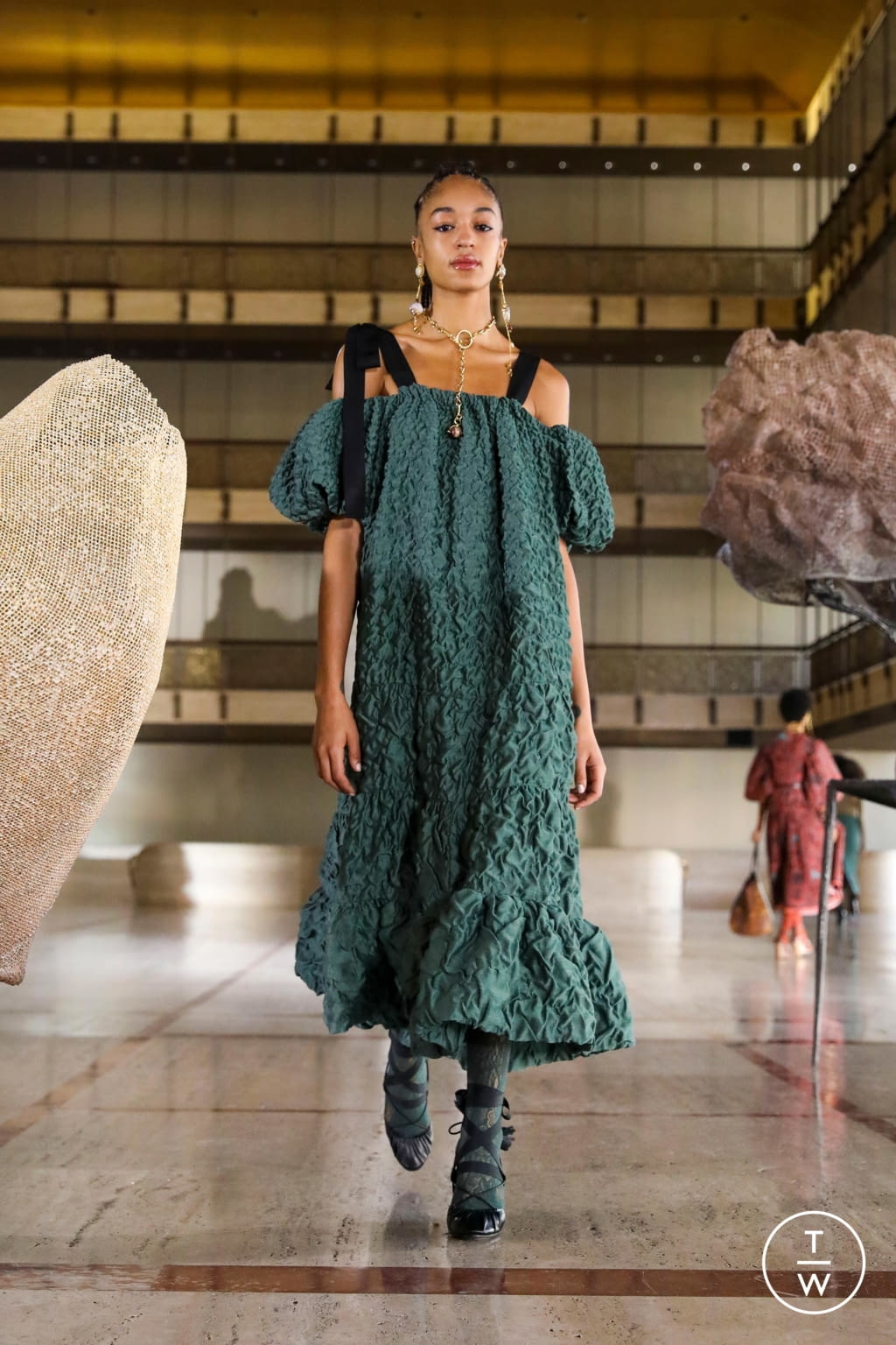 Fashion Week New York Fall/Winter 2021 look 43 from the Ulla Johnson collection womenswear