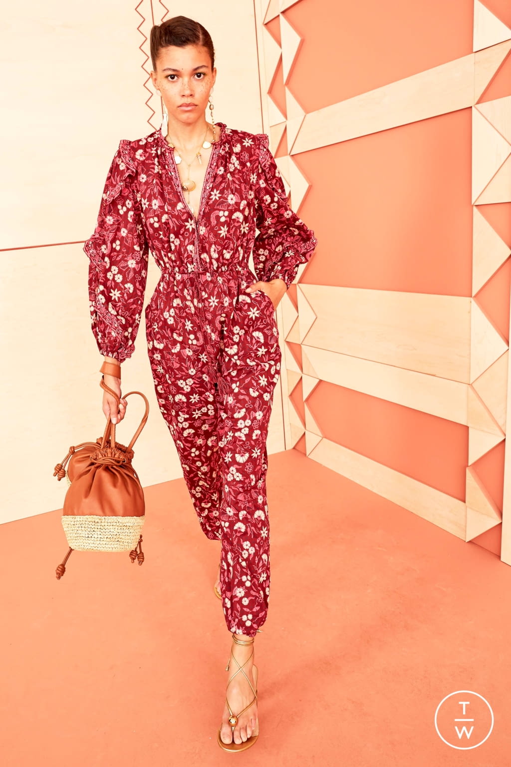 Fashion Week New York Resort 2020 look 31 from the Ulla Johnson collection 女装