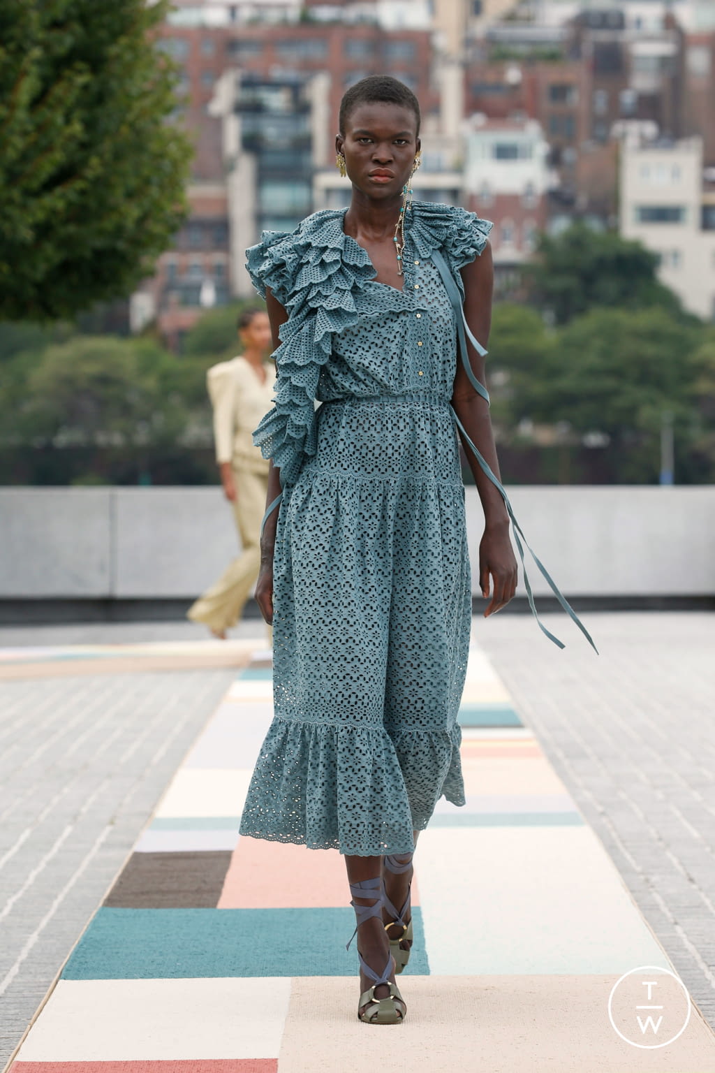 Fashion Week New York Spring/Summer 2021 look 27 de la collection Ulla Johnson womenswear