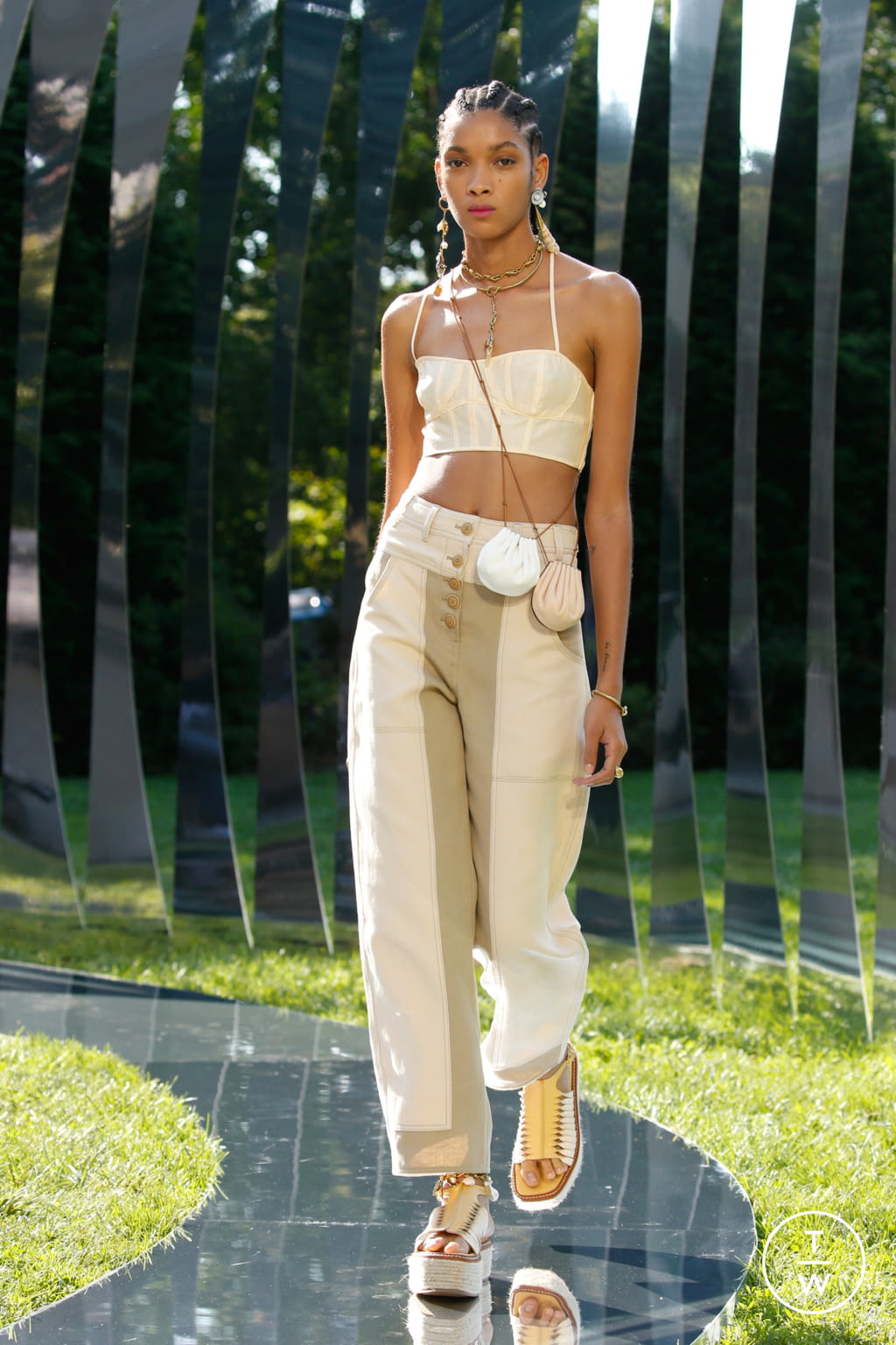 Fashion Week New York Spring/Summer 2022 look 6 from the Ulla Johnson collection womenswear