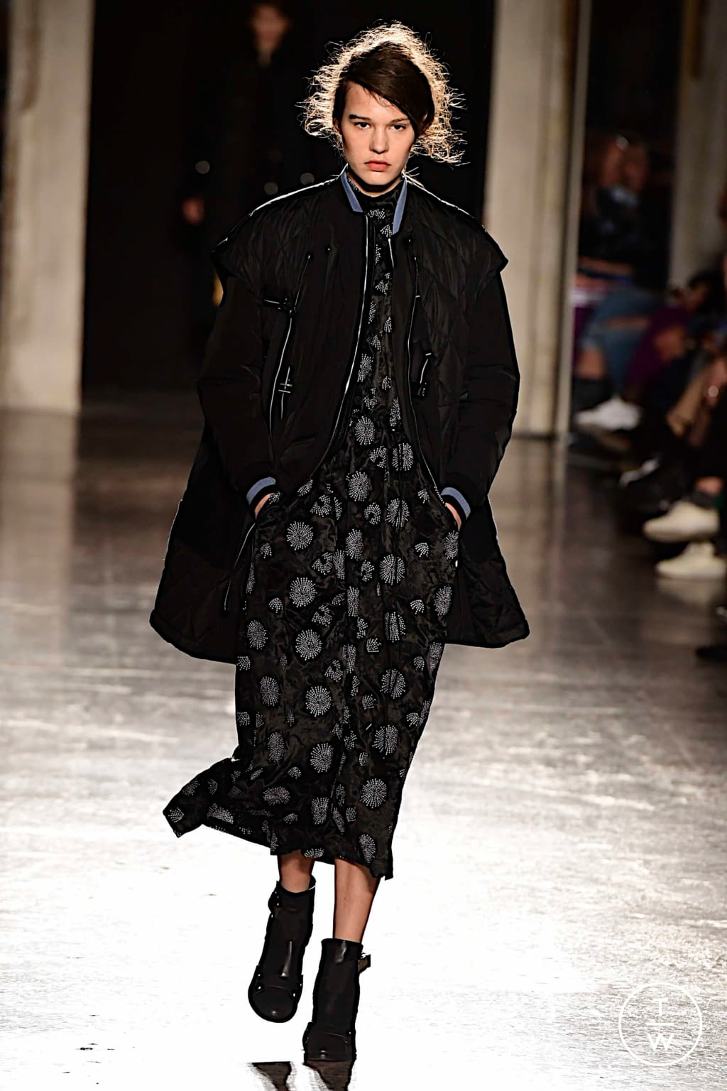 Fashion Week Milan Fall/Winter 2019 look 12 from the Ujoh collection 女装