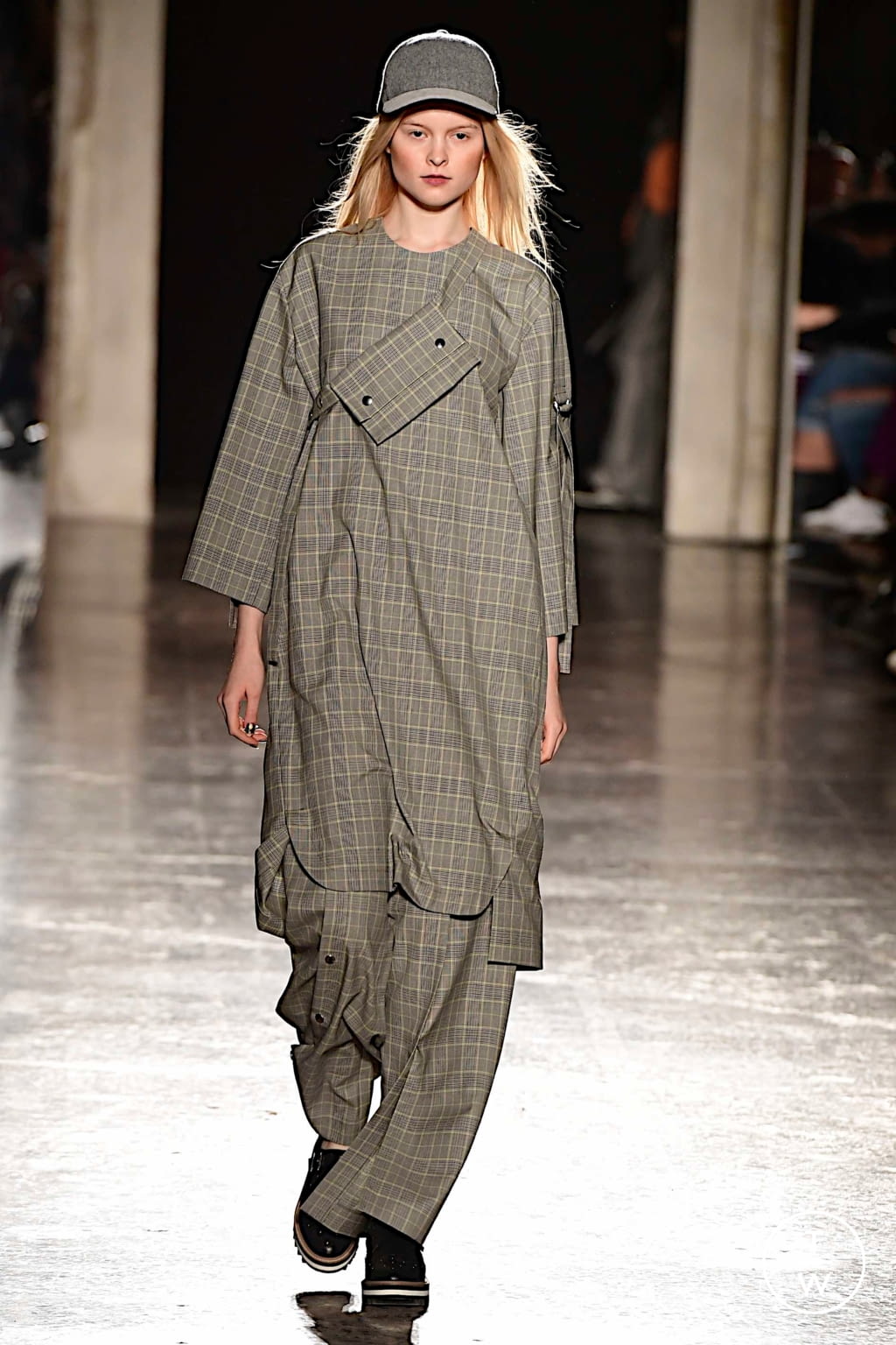 Fashion Week Milan Fall/Winter 2019 look 41 from the Ujoh collection womenswear