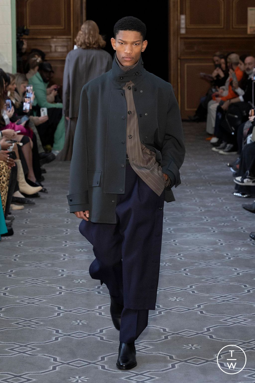 Fashion Week Paris Fall/Winter 2023 look 4 from the Ujoh collection womenswear