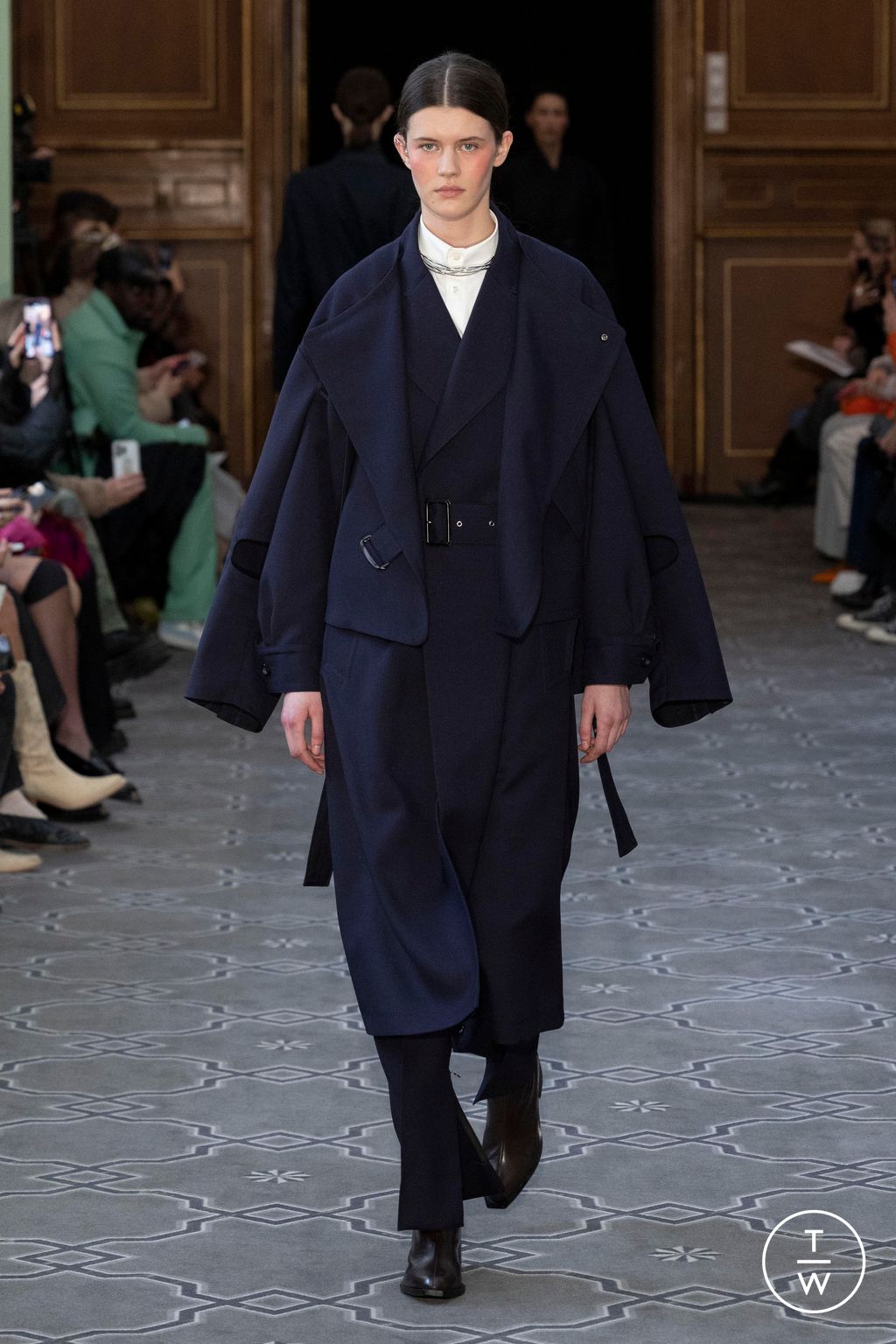 Fashion Week Paris Fall/Winter 2023 look 5 from the Ujoh collection womenswear