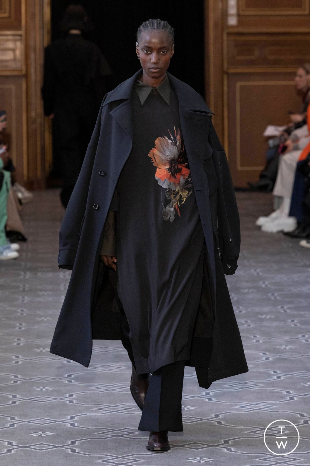 Fashion Week Paris Fall/Winter 2023 look 33 from the Ujoh collection womenswear