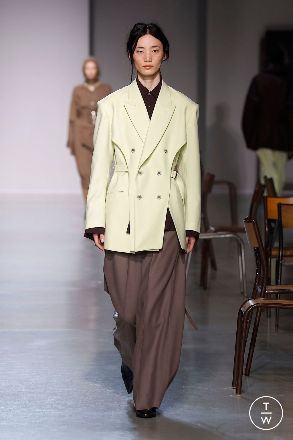 Fashion Week Paris Fall/Winter 2025 look 11 from the Ujoh collection womenswear