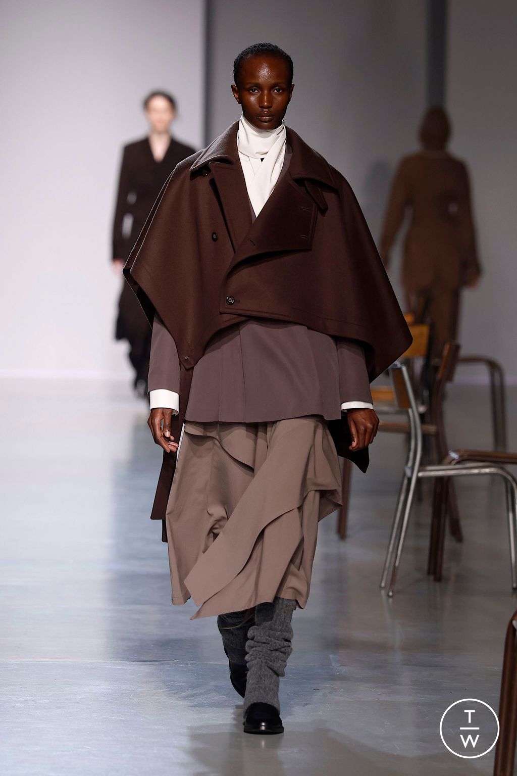 Fashion Week Paris Fall/Winter 2025 look 14 from the Ujoh collection 女装