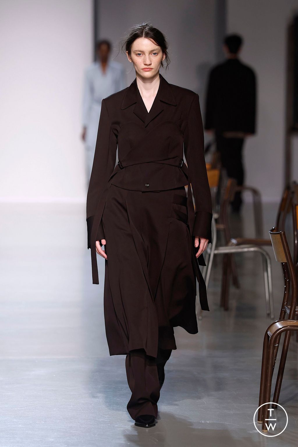 Fashion Week Paris Fall/Winter 2025 look 15 from the Ujoh collection womenswear