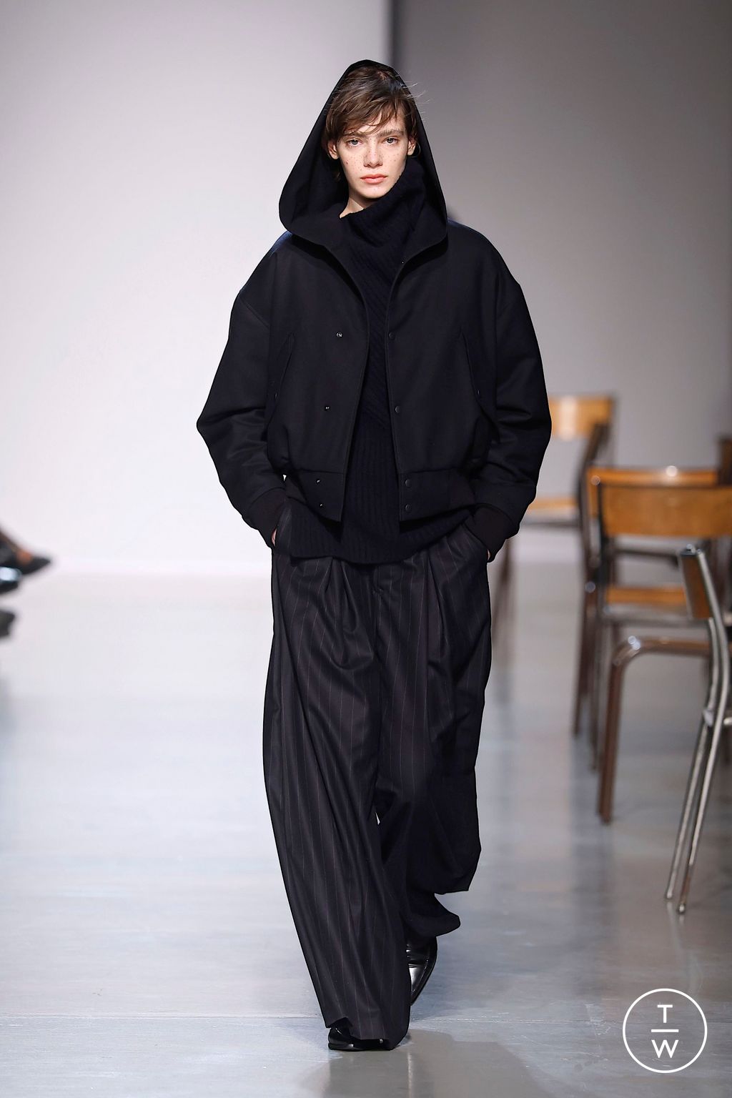 Fashion Week Paris Fall/Winter 2025 look 23 from the Ujoh collection womenswear