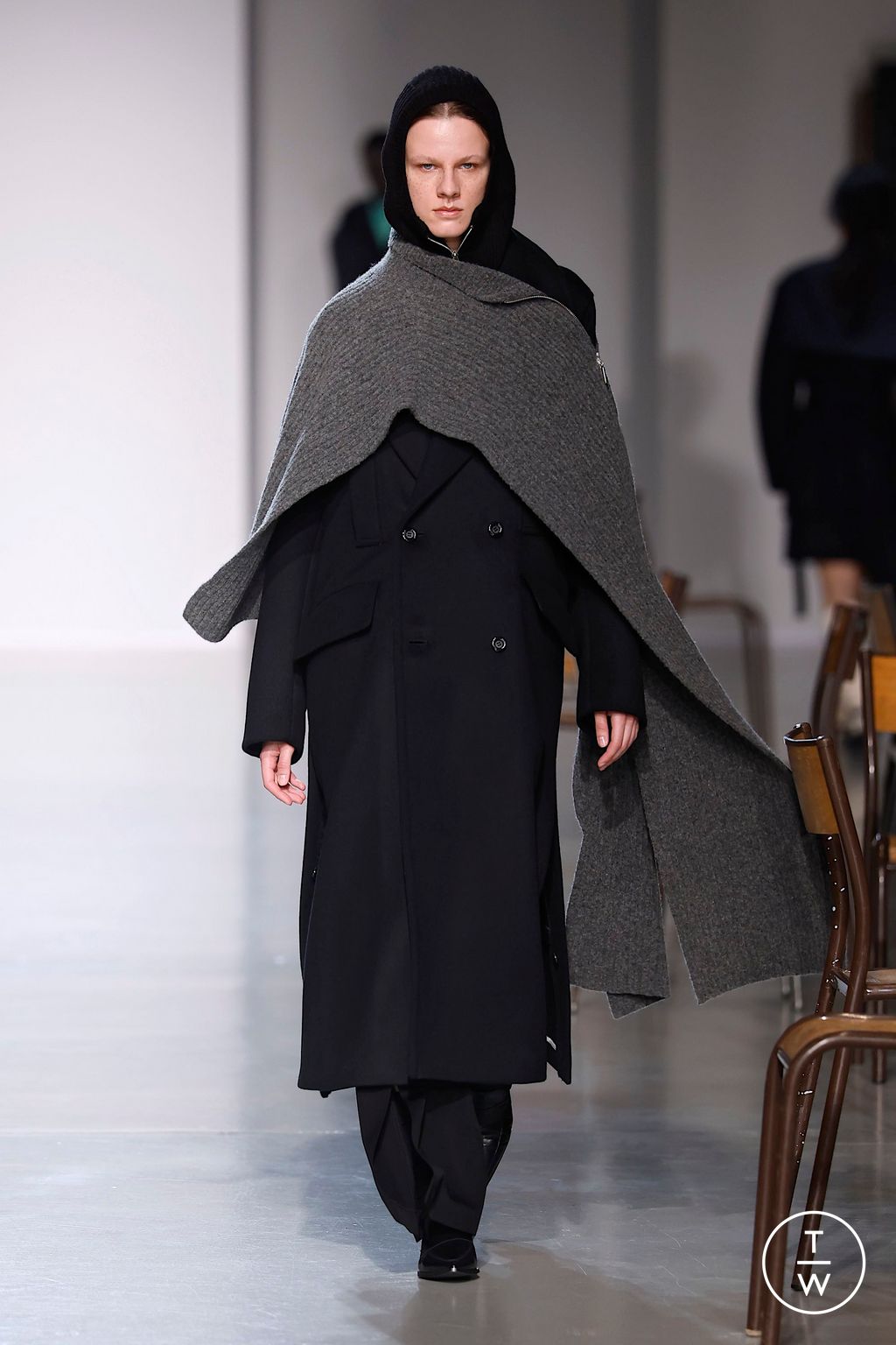 Fashion Week Paris Fall/Winter 2025 look 26 de la collection Ujoh womenswear
