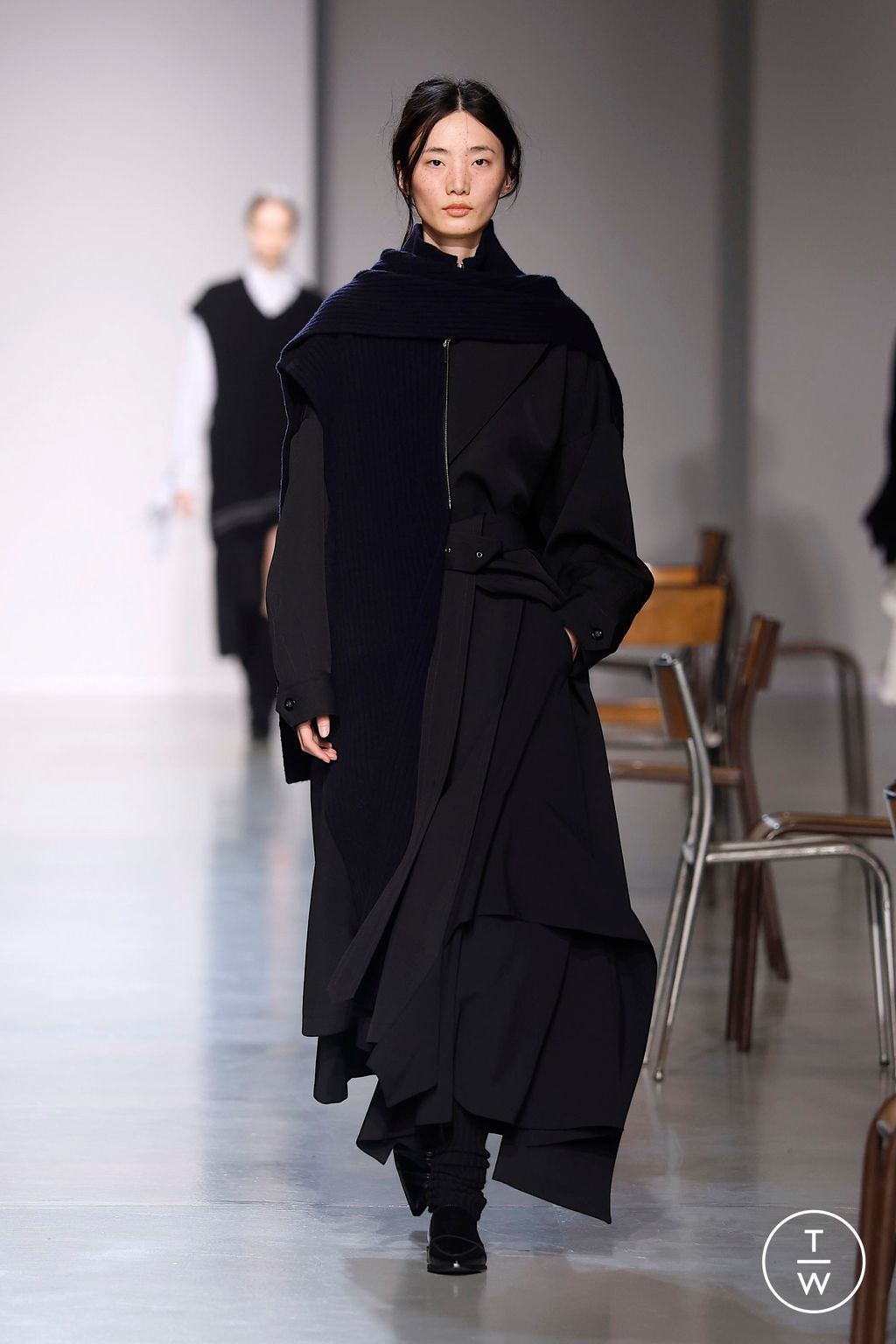Fashion Week Paris Fall/Winter 2025 look 31 from the Ujoh collection womenswear
