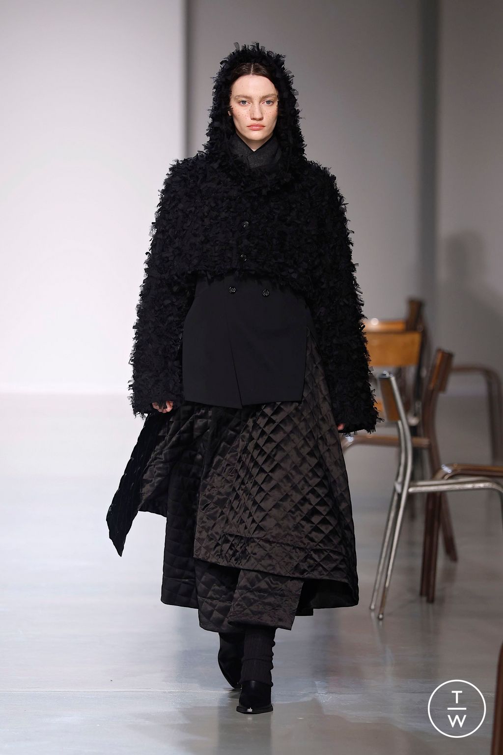 Fashion Week Paris Fall/Winter 2025 look 40 from the Ujoh collection womenswear