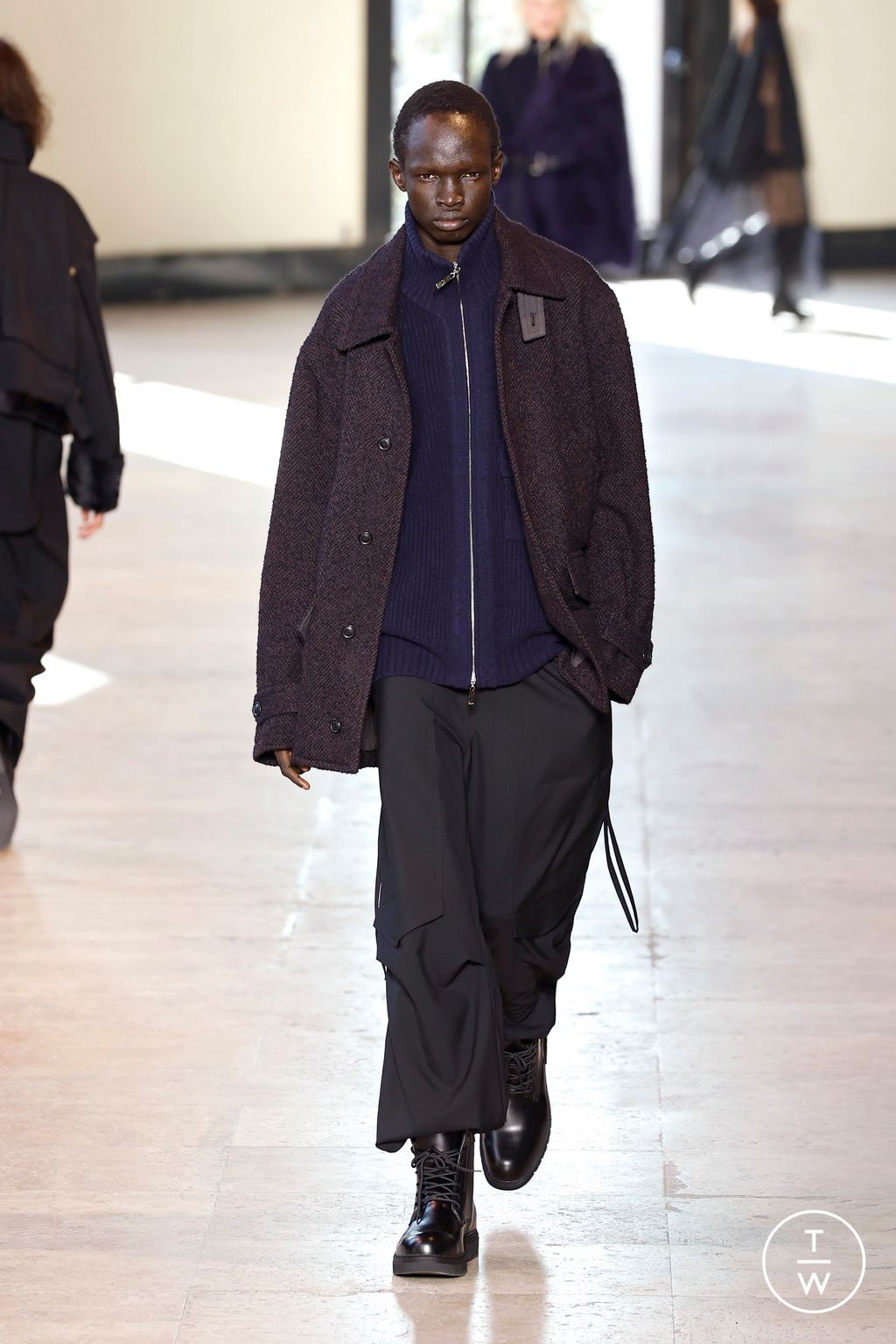 Fashion Week Paris Fall/Winter 2026 look 4 de la collection Ujoh womenswear