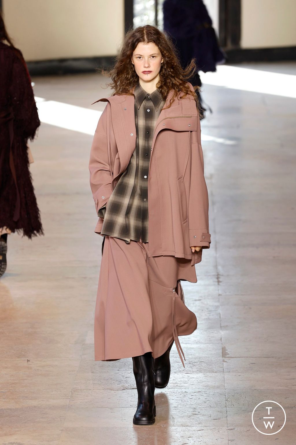 Fashion Week Paris Fall/Winter 2026 look 19 from the Ujoh collection womenswear