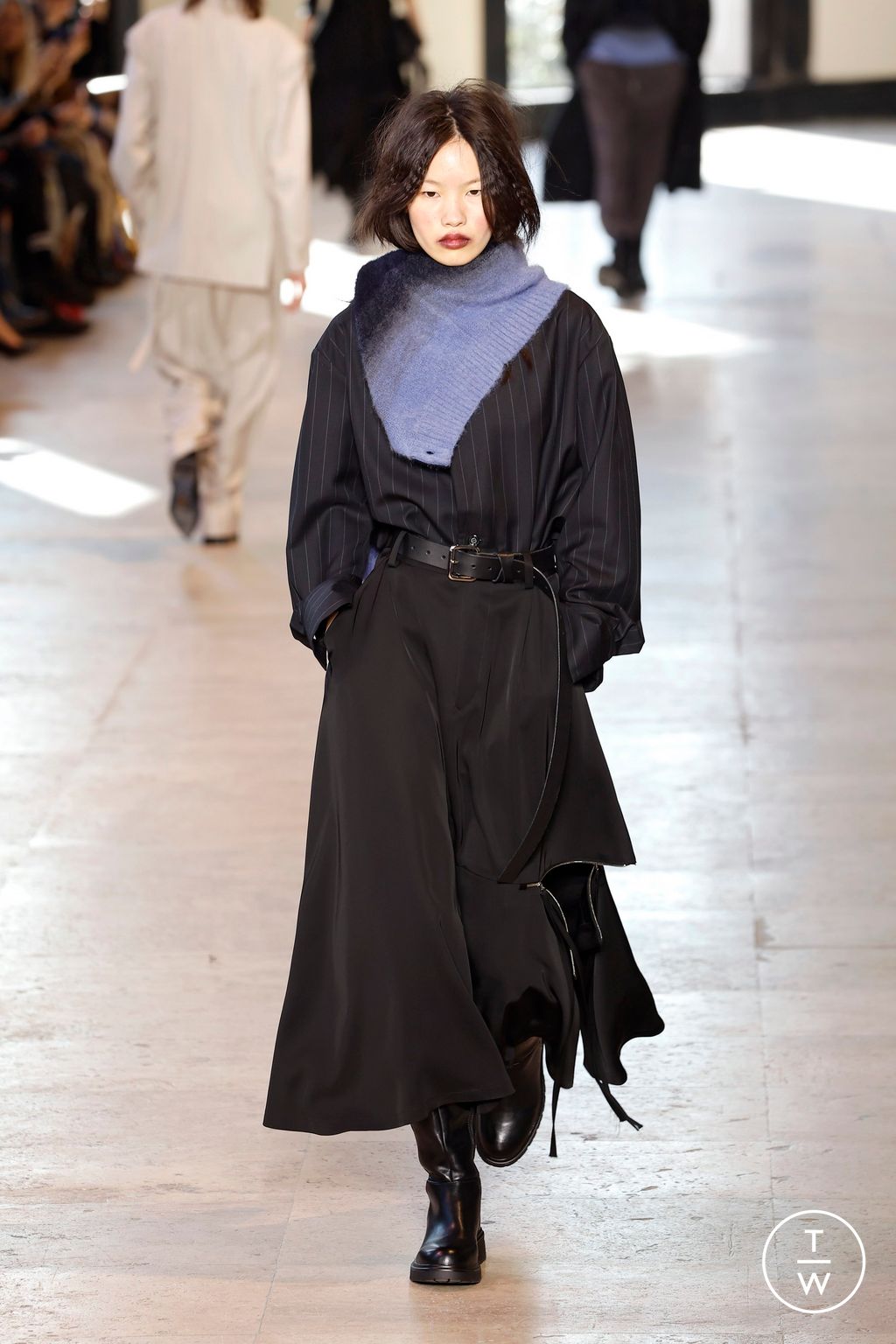 Fashion Week Paris Fall/Winter 2026 look 25 from the Ujoh collection womenswear