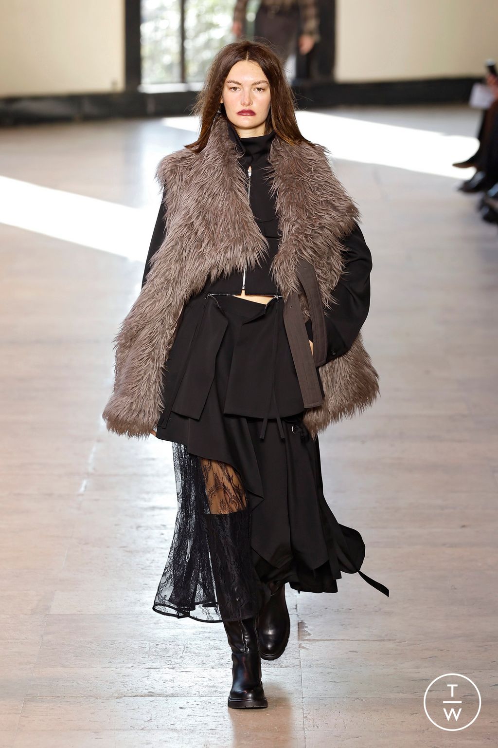 Fashion Week Paris Fall/Winter 2026 look 29 from the Ujoh collection womenswear